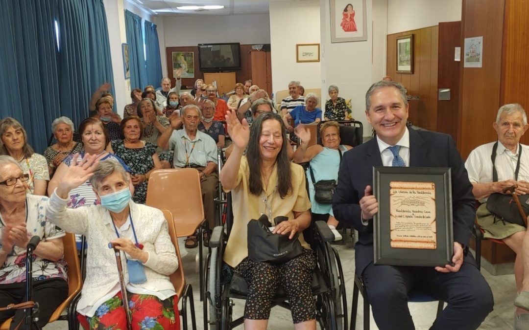 El senador José Cepeda visita Nuestra Casa de Collado Villalba