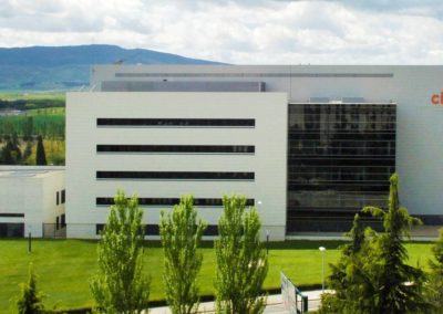 Fachada del edificio del Centro de Investigación Médica Aplicada (CIMA) de la Universidad de Navarra