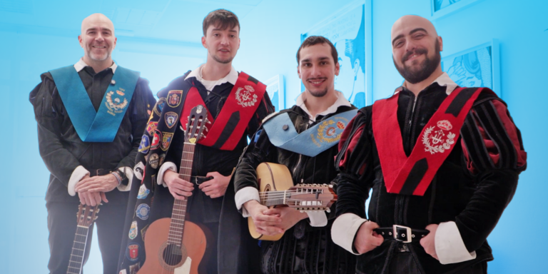 La Tuna de Peritos Industriales de Madrid llenó de música y alegría la Residencia Esther Koplowitz
