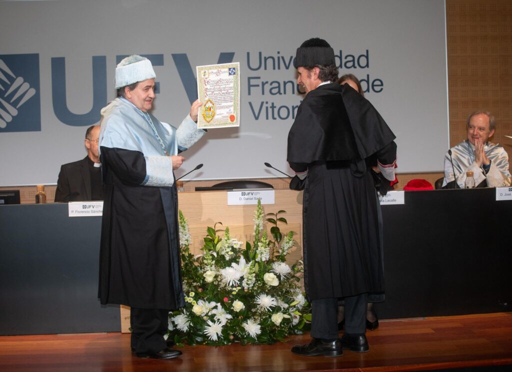 Nombramiento y reconocimiento como Rector Honorario del Profesor Dr. D. José Manuel García Ramos